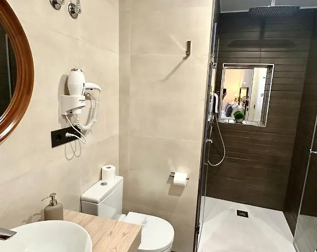 Claren's Boutique Pensión Cangas De Narcea